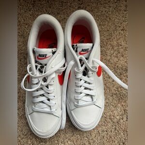 Nike Legacy Lift Size 8 Worn One Time